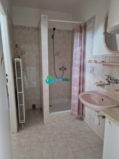 Na prenájom objekt, 141 m², Dunajská Streda, Športová