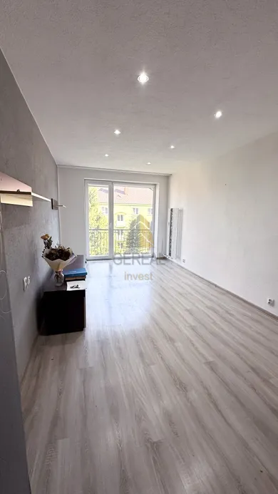 Na predaj 2-izbový byt, 53 m², Snina, Študentská