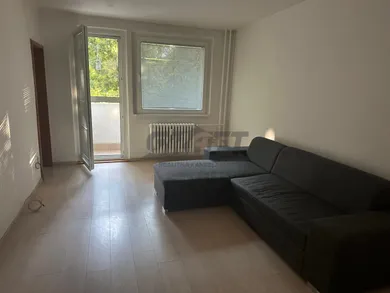 Mieszkania na wynajem, 3-pokojowe, Bratislava-Petržalka · €750