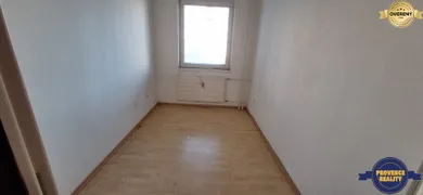Na predaj 3-izbový byt, 61 m², Komárno