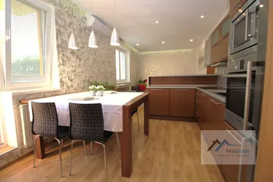 Mieszkania na sprzedaż, 3-pokojowe, Trenčín · €188 000
