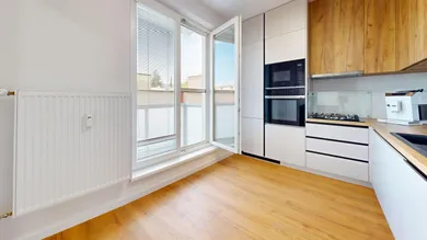 Byty na prenájom 3-izbový, Žilina · €990