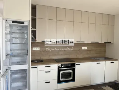 Mieszkania na sprzedaż, 2-pokojowe, Pezinok · €370 000
