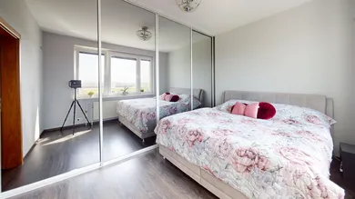 Na predaj 2-izbový byt, 48 m², Bratislava-Petržalka, Mamateyova