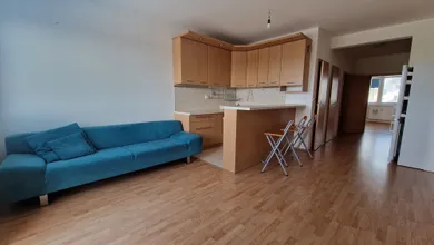 Na predaj 3-izbový byt, 78 m², Bratislava-Podunajské Biskupice