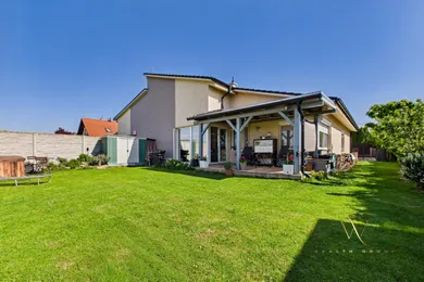 Na predaj 4-izbový dom, 119 m², Most pri Bratislave