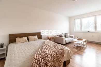 Mieszkania na wynajem, 1-pokojowe, Prievidza · €470