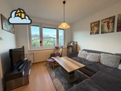 Na predaj 3-izbový byt, 72 m², Banská Bystrica