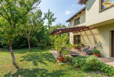 Na predaj dom v Dunajská Lužná · €519 000 · Čiastočná rekonštrukcia