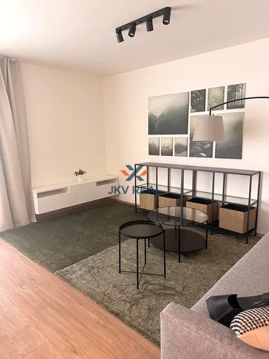 Na prenájom 2-izbový byt, 65 m², Trnava