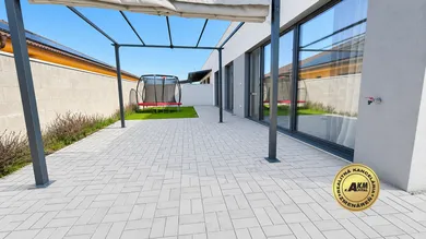 Na predaj dom, 386 m², Dubodiel