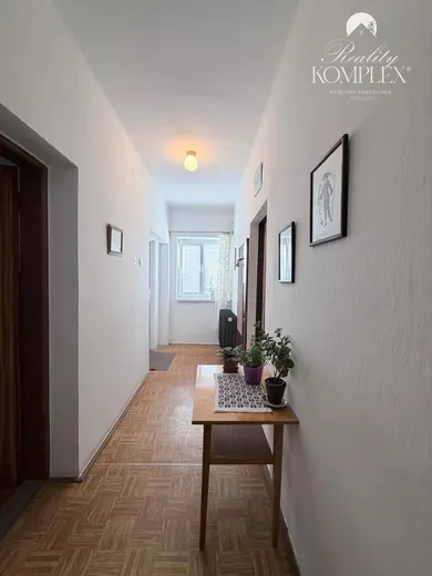 Na predaj 3-izbový dom, 125 m², Číčov