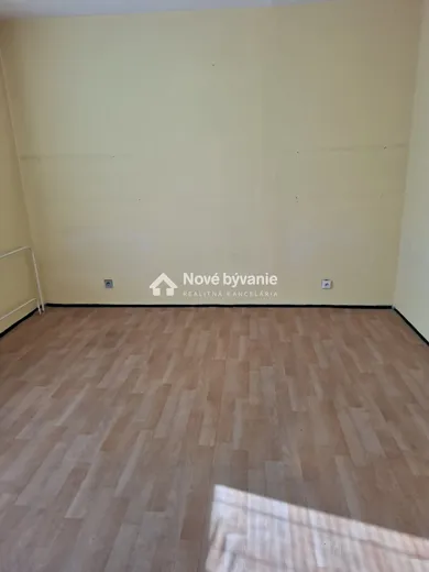 Na predaj 3-izbový byt, Trebišov