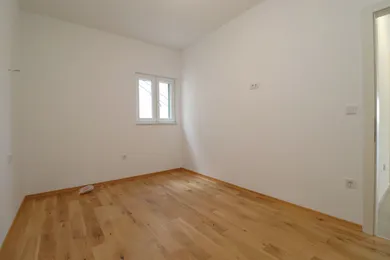 Na predaj 4-izbový byt, 114 m²