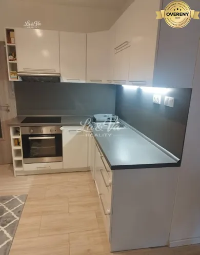 Na predaj 3-izbový dom, 100 m², Šurany