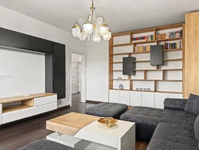 Na prenájom 3-izbový byt, 75 m², Bratislava-Petržalka, Fedinova