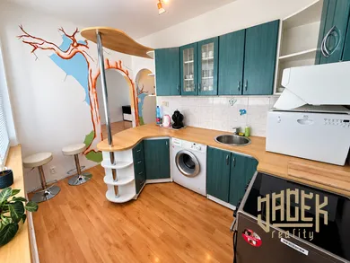 Na predaj 4-izbový byt, 90 m², Považská Bystrica, SNP