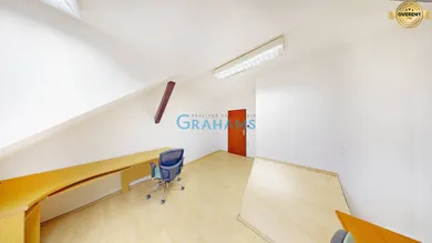Na prenájom komerčné v Bratislava-Staré Mesto · €128 · Čiastočná rekonštrukcia