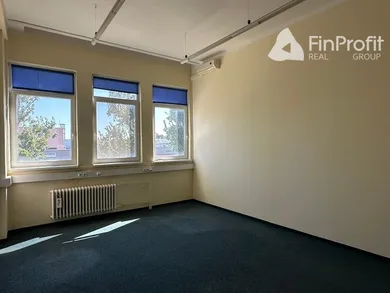Na prenájom komerčné, 475 m², Bratislava-Nové Mesto, Bojnická