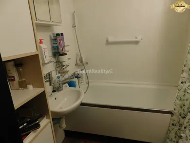 Na predaj 3-izbový byt, 82 m², Štúrovo