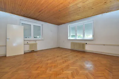 Na predaj 4-izbový dom, 135 m², Lozorno, Staničná