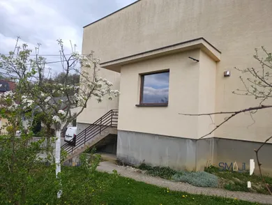 Na predaj 6-izbový dom, Sverepec