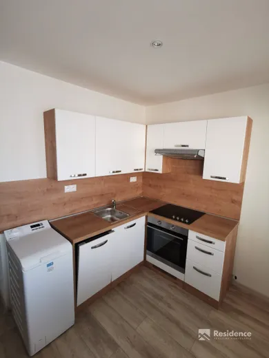 Na prenájom 1-izbový byt, 32 m², Liptovský Mikuláš, Pod slivkou