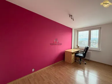 Na prenájom 3-izbový byt, 70 m², Piešťany, Jozefská