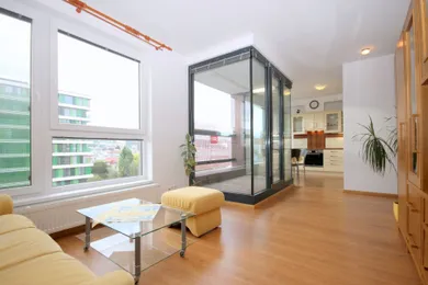 Квартири в оренду, 2-кімнатні, Bratislava-Ružinov · €720