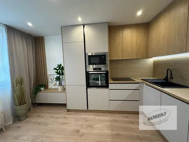 Na predaj 1-izbový byt, 36 m², Nové Zámky, Ľ. Štúra