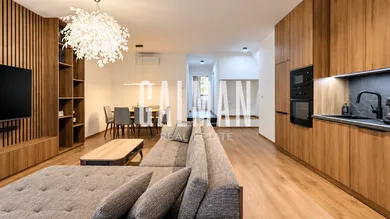 Kiadó lakások, 3-szobás, Bratislava-Staré Mesto · €1550