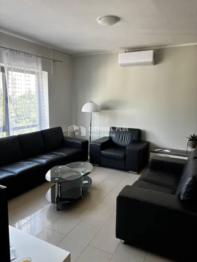 Mieszkania na wynajem, 2-pokojowe, Nové Zámky · €550