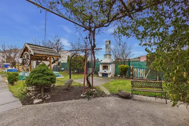 Na predaj 5-izbový dom, 179 m², Slovenský Grob, Lipová