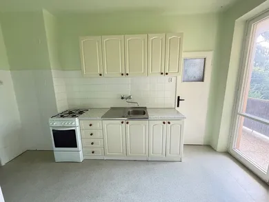 Na predaj 3-izbový byt, 80 m², Dunajská Streda, Jantárova cesta