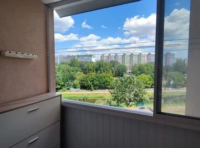 Na predaj 3-izbový byt, 65 m², Bratislava-Petržalka, Markova