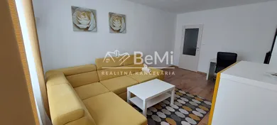 Kiadó lakások, 3-szobás, Žilina · €680