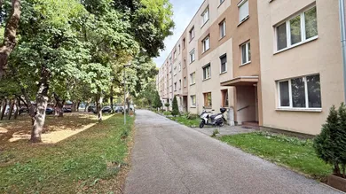 Byty na prenájom 3-izbový, Senec · €800