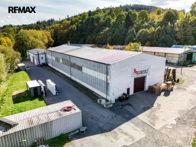 Komerčné priestory na predaj, Jablunkov · €985 500