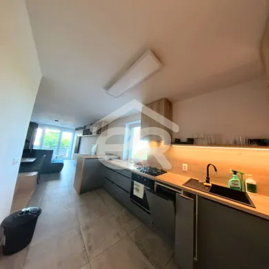 Na prenájom 3-izbový dom, 153 m², Nitra, Južná