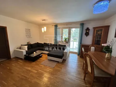 Byty na prenájom 3-izbový, Ružomberok · €630