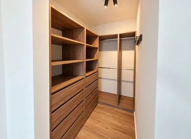 Na prenájom 3-izbový byt, 72 m², Bratislava-Lamač