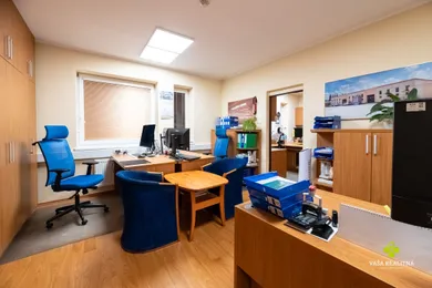 Na prenájom komerčné, 163 m², Prievidza, Vajanského