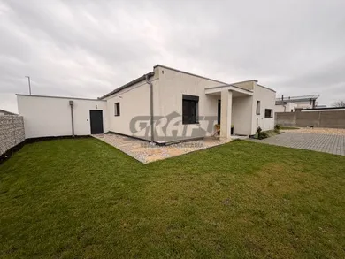 Domy na predaj, Miloslavov · €389 500