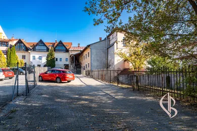 Na prenájom komerčné, 120 m², Banská Bystrica, Dolná