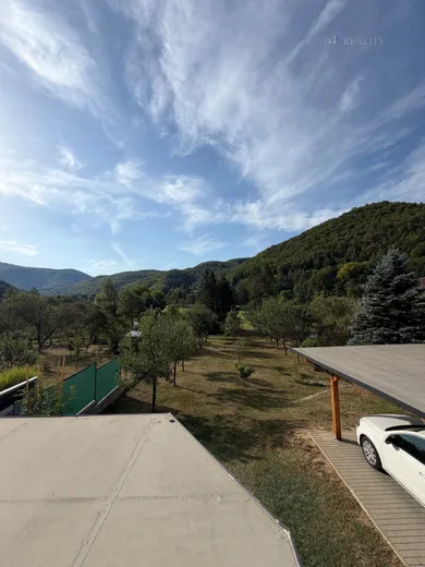 Na predaj objekt, 250 m², Trenčianske Teplice, Baračka