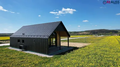 Na predaj 4-izbový dom, 88 m², Horňany