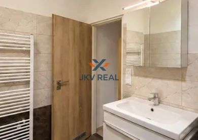 Na prenájom 4-izbový byt, 115 m², Žilina, Murgašova