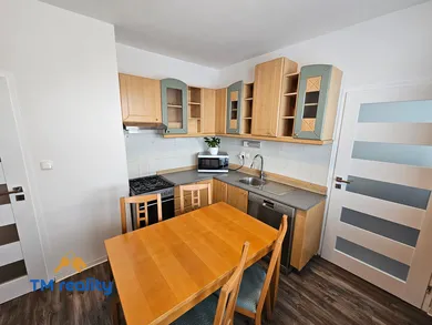 Na prenájom 2-izbový byt, 49 m², Partizánske, Janka Kráľa