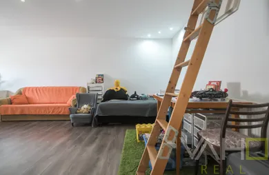 Na predaj 4-izbový byt, 124 m², Trnava, Kapitulská