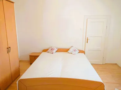Na prenájom 2-izbový byt, 85 m², Zvolen, L. Medveckého
